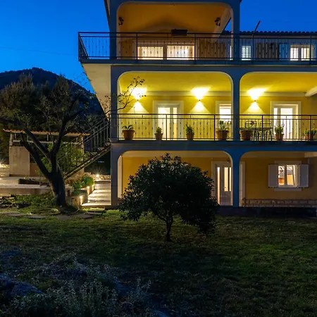 Apartment Cascades Trogir