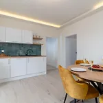 Cascades Apartment *