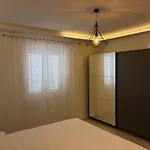 Cascades Apartment