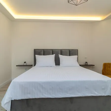 Apartment Luxury Cascades - Sea View & Private Covered Parking Trogir