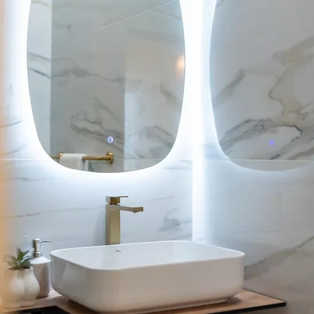 Apartment Luxury Cascades - Sea View & Private Covered Parking *