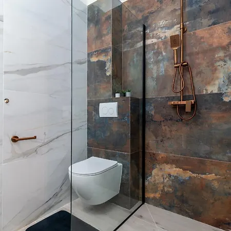 Apartment Luxury Cascades - Sea View & Private Covered Parking Trogir