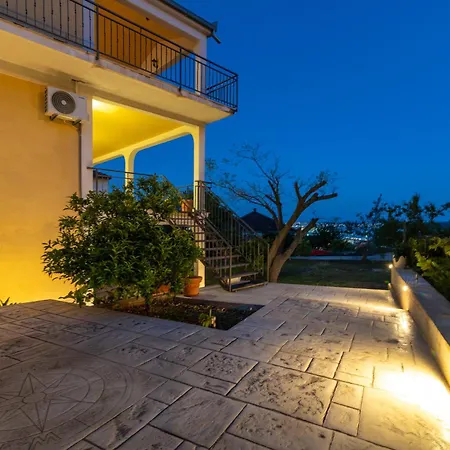 Apartment Luxury Cascades - Sea View & Private Covered Parking *