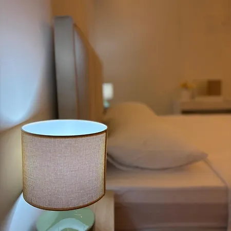 Luxury Cascades - Sea View & Private Covered Parking Apartment *