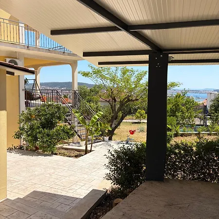 Luxury Cascades - Sea View & Private Covered Parking * Trogir