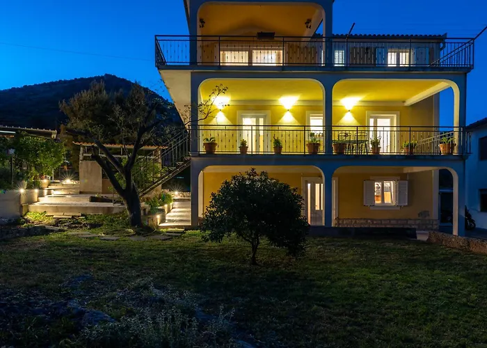 Apartment Cascades Trogir